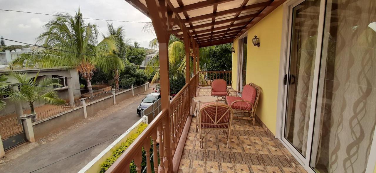 Ferienwohnung Casa Accacias Port Louis Exterior foto